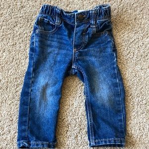 Old Navy Infant Boys straight fit jeans 12-18m